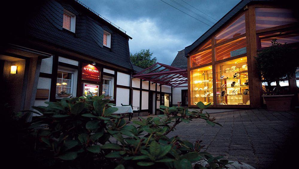 Hotel Steuer Allenbach Buitenkant foto